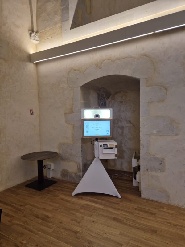 Photobooth Prestige Box 15" 350 ou 700 tirages - Le grand lucé – Image 4